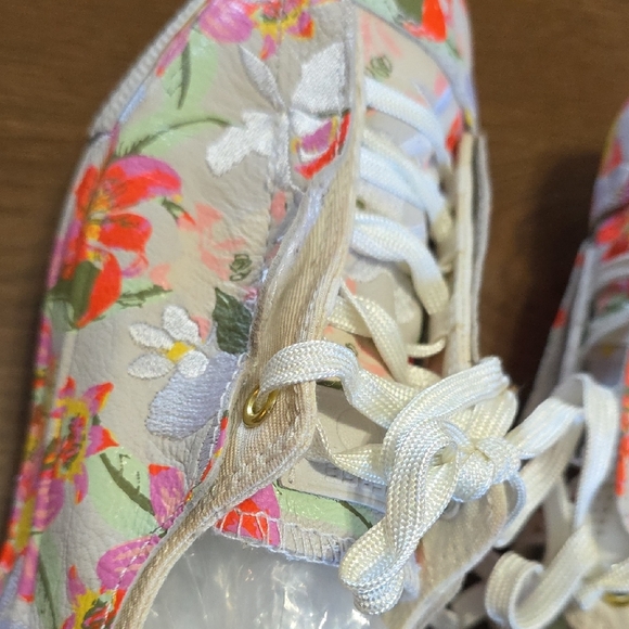 Converse Floral Canvas Sneakers Women's Size 7.5 Pink White - Picture 8 of 16